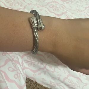 Pre-love, very good condition and authentic Charriol bracelet for women. Cable